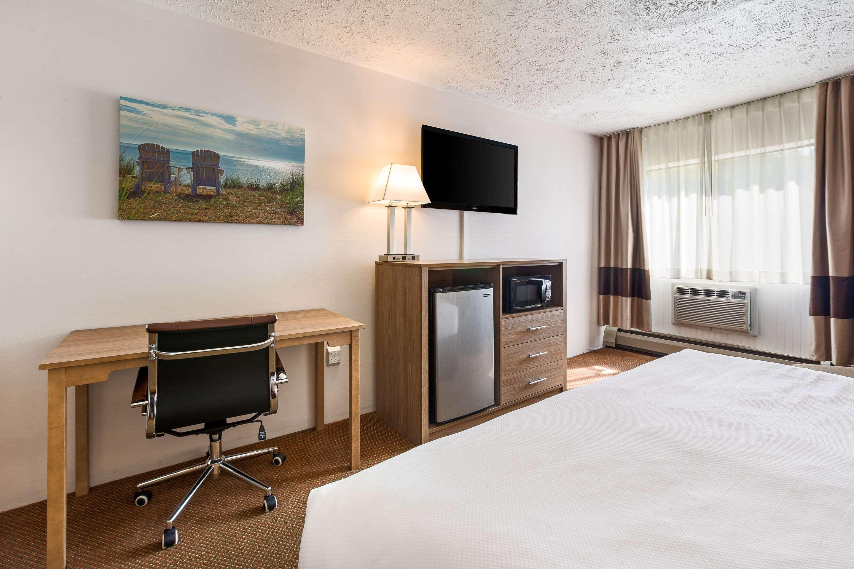 Quality Inn Petoskey-Harbor Springs Ngoại thất bức ảnh
