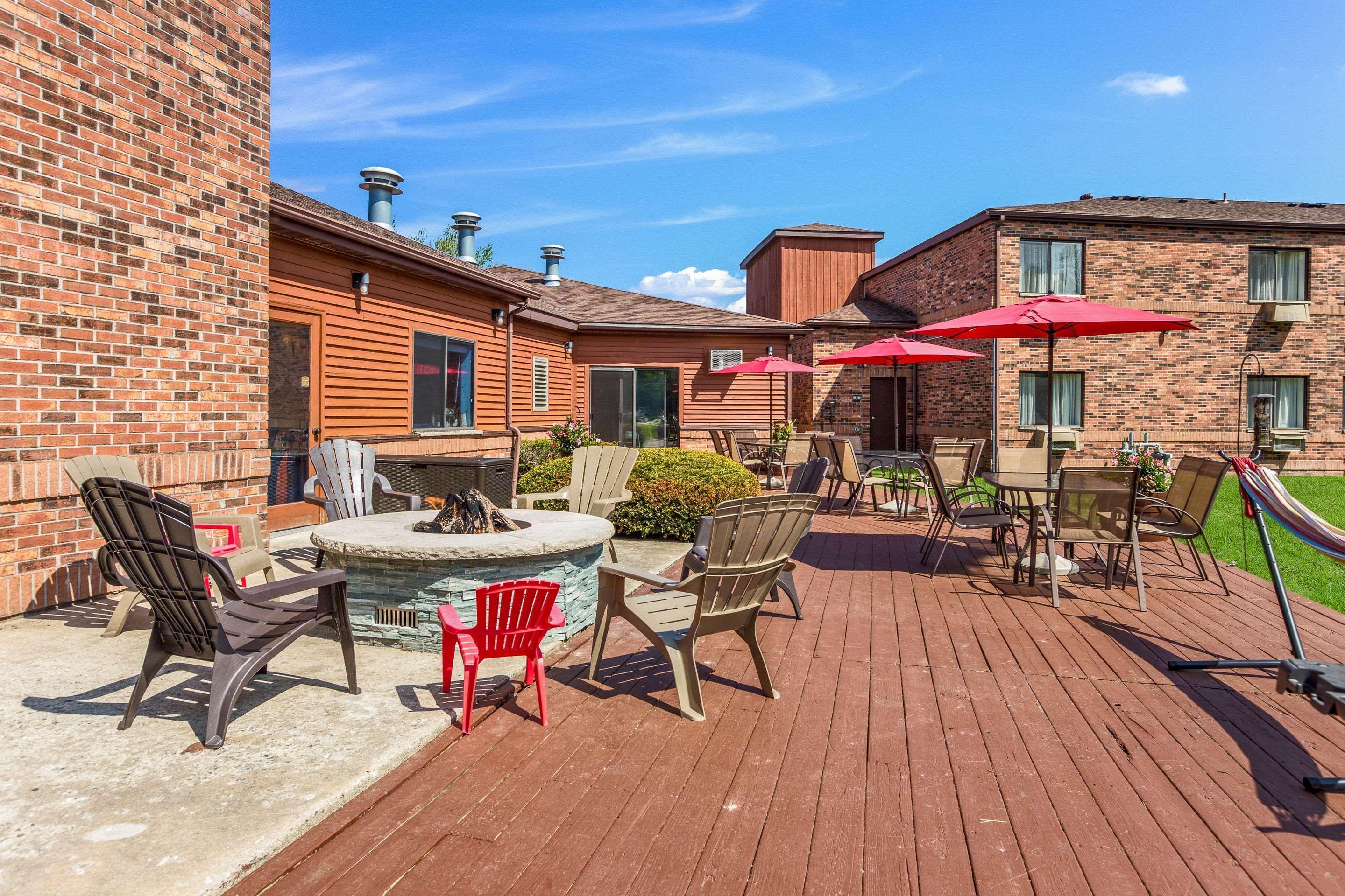 Quality Inn Petoskey-Harbor Springs Ngoại thất bức ảnh