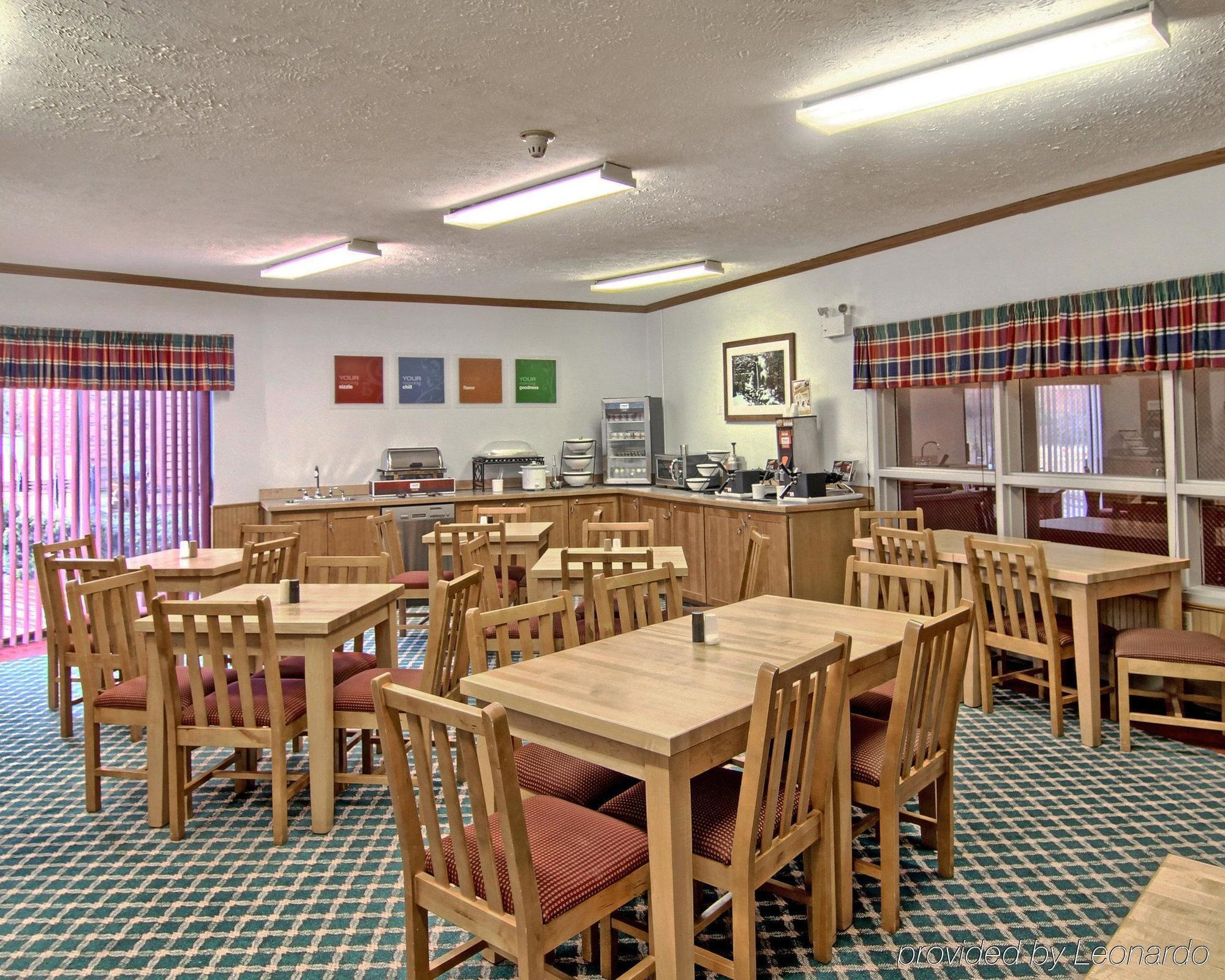 Quality Inn Petoskey-Harbor Springs Ngoại thất bức ảnh