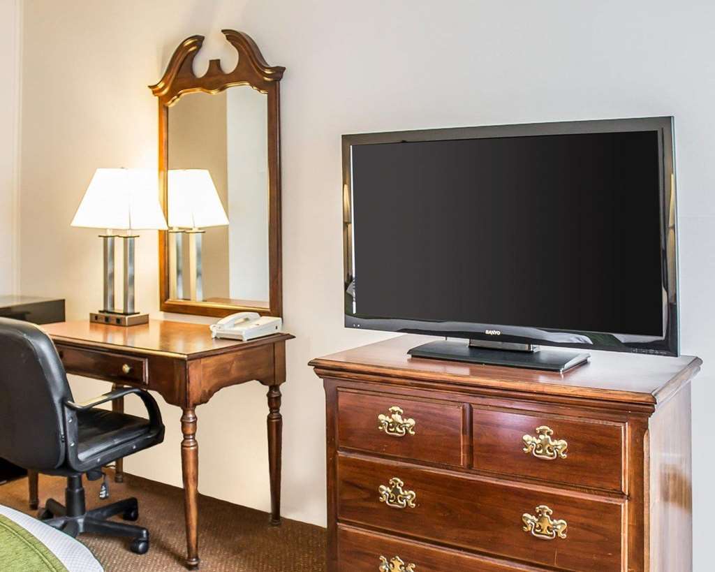 Quality Inn Petoskey-Harbor Springs Phòng bức ảnh