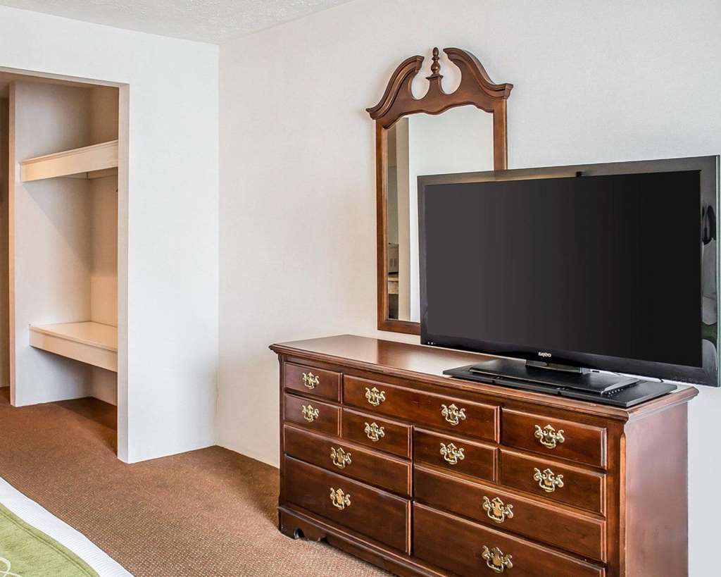 Quality Inn Petoskey-Harbor Springs Phòng bức ảnh